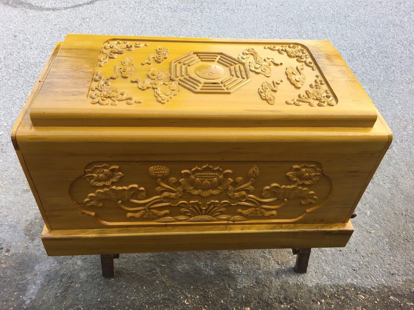 Tiểu quách chạm sen bát quái (mẫu thử)